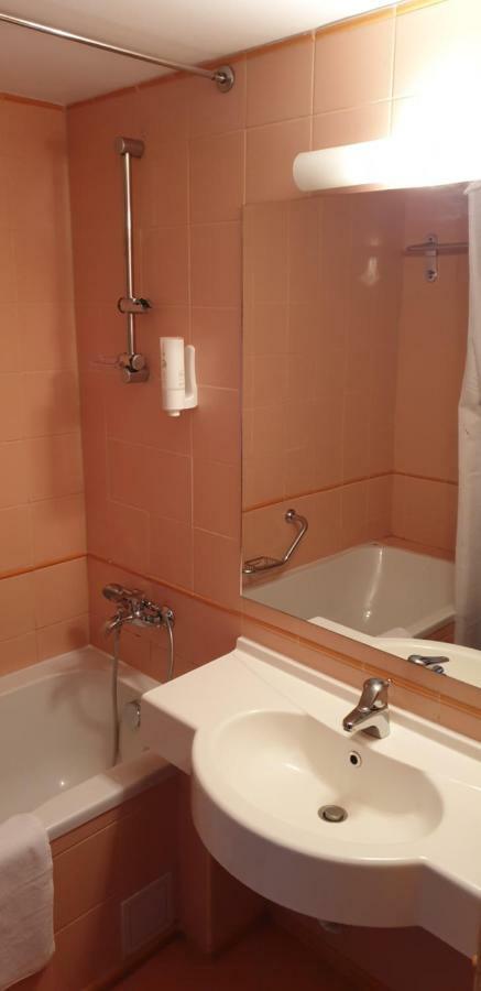 Helios Hotel Ocna Sibiului Ngoại thất bức ảnh